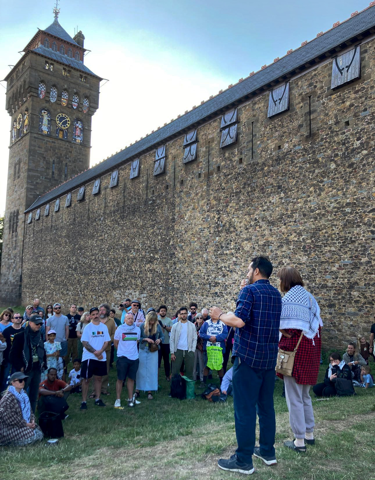 Dr Ahmed Alshantti speaking to a Palestinian event outside Cardiff Castle